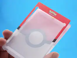 Ultra PRO - Single 35pt One-Touch Edge - Poké Ball Printed Magnetic Card Holder for Pokémon