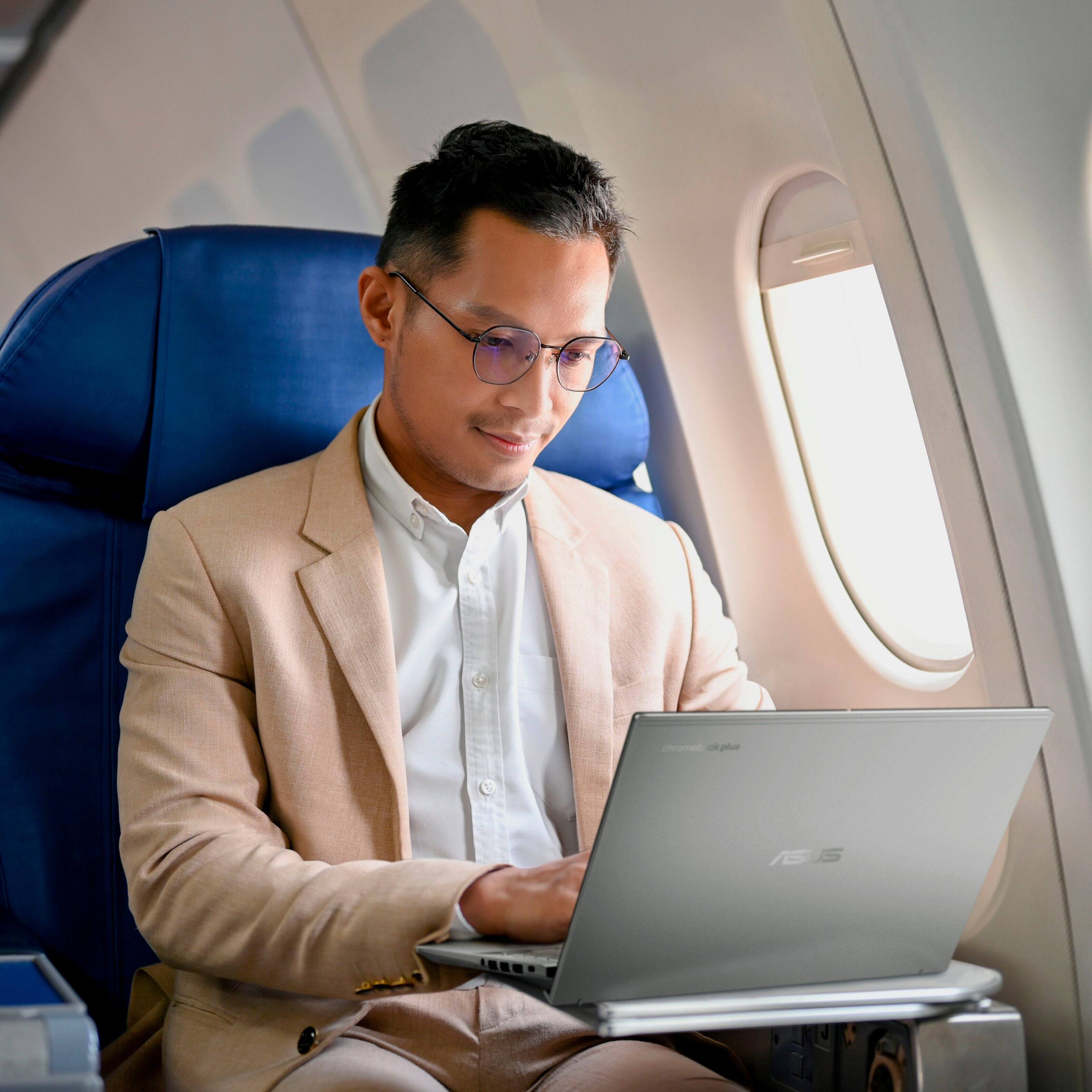 Corrected text: "crochet plus"