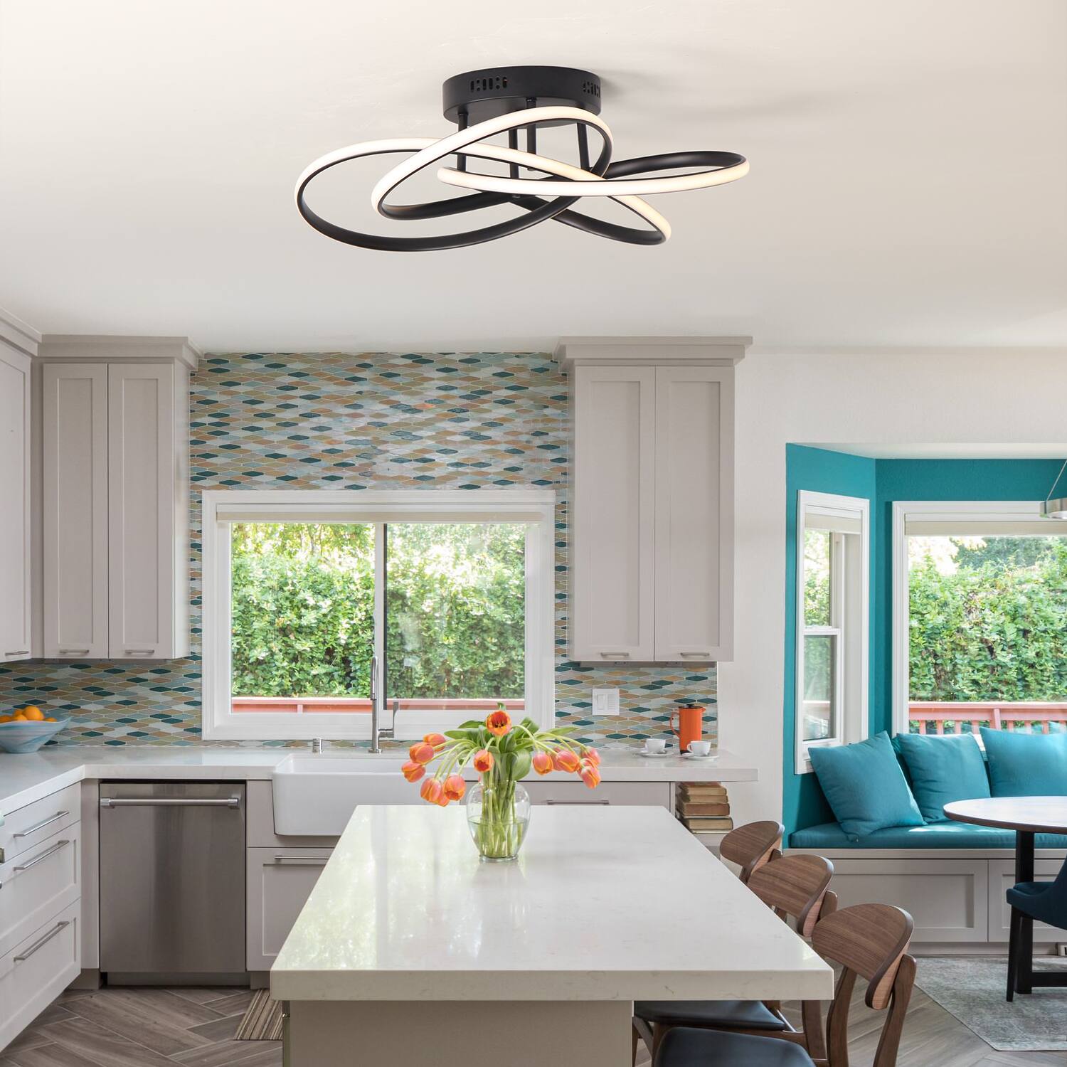 Back. Umeiluce - Modern LED Flush Mount Lighting Switch Dimmable Flower Shape - Matte Black.