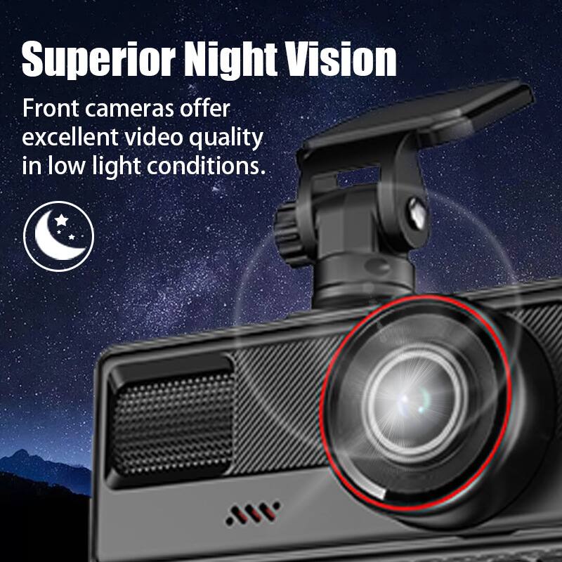 Superior Night Vision  
Front cameras offer excellent video quality in low light conditions.