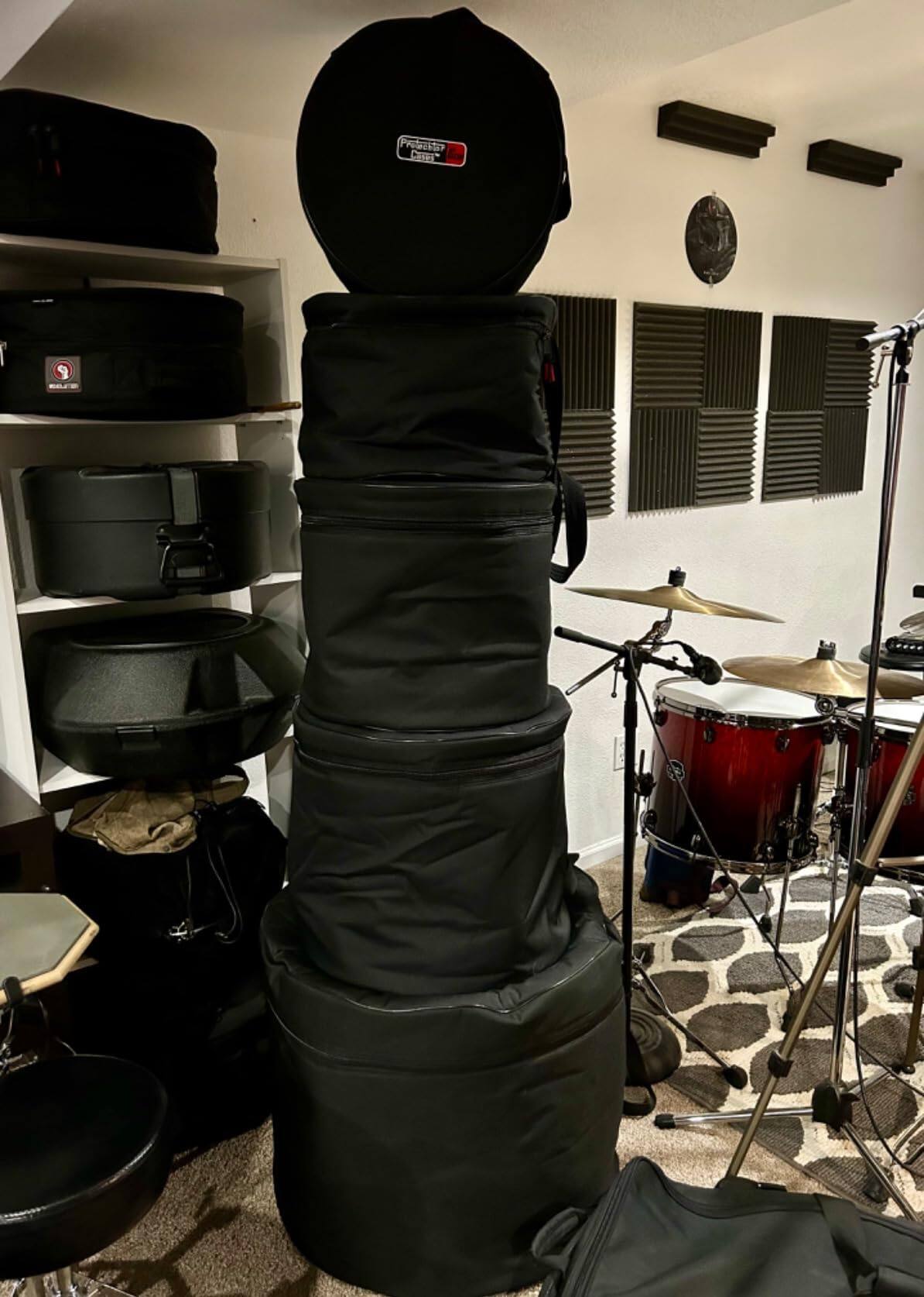 Alt View 2. Gator - 24-Inch x 18-Inch Padded Bass Drum Bag with 10mm Interior Cushioning, Durable Nylon Exterior, and Carrying Straps.