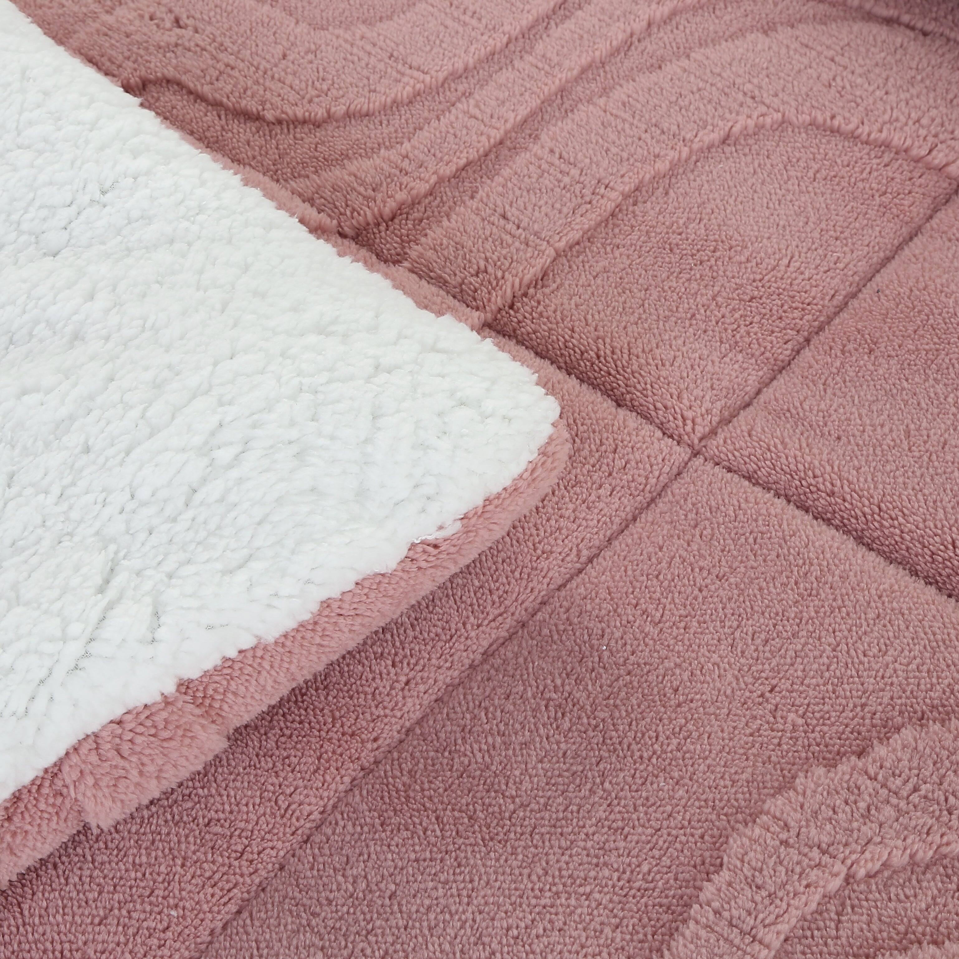 Back. MarCielo - Marcielo 3 PCS Wave Jacquard Soft Plush Comforter Set - Pink.