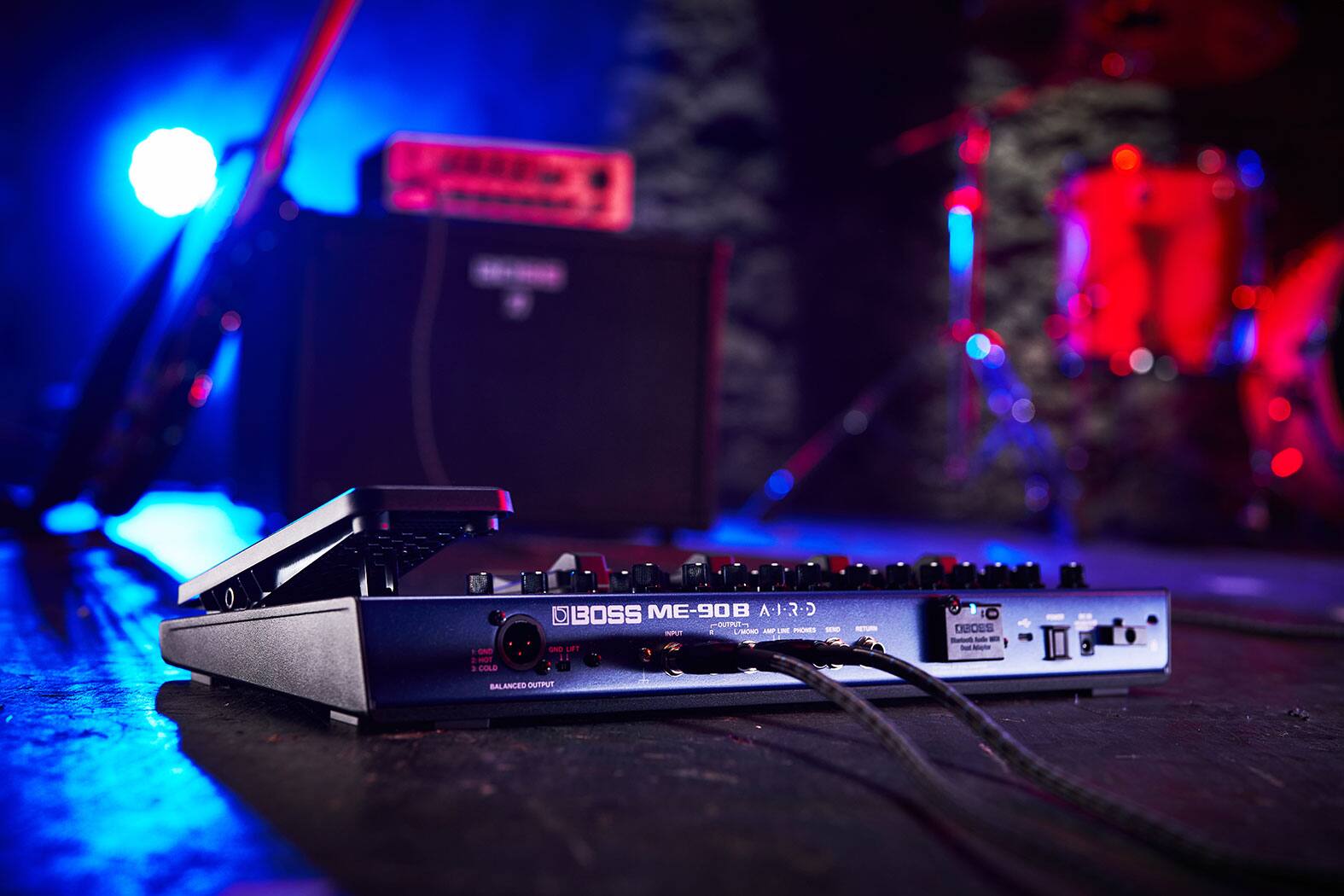 BOSS ME-90B A-1-RD

INPUT
1. GND
2. COLD

OUTPUT
1. GND LFT
2. COLD

BALANCED OUTPUT

-OUTPUT- XLR LINE PHONES

DECOSS
Dual Audio Mixer