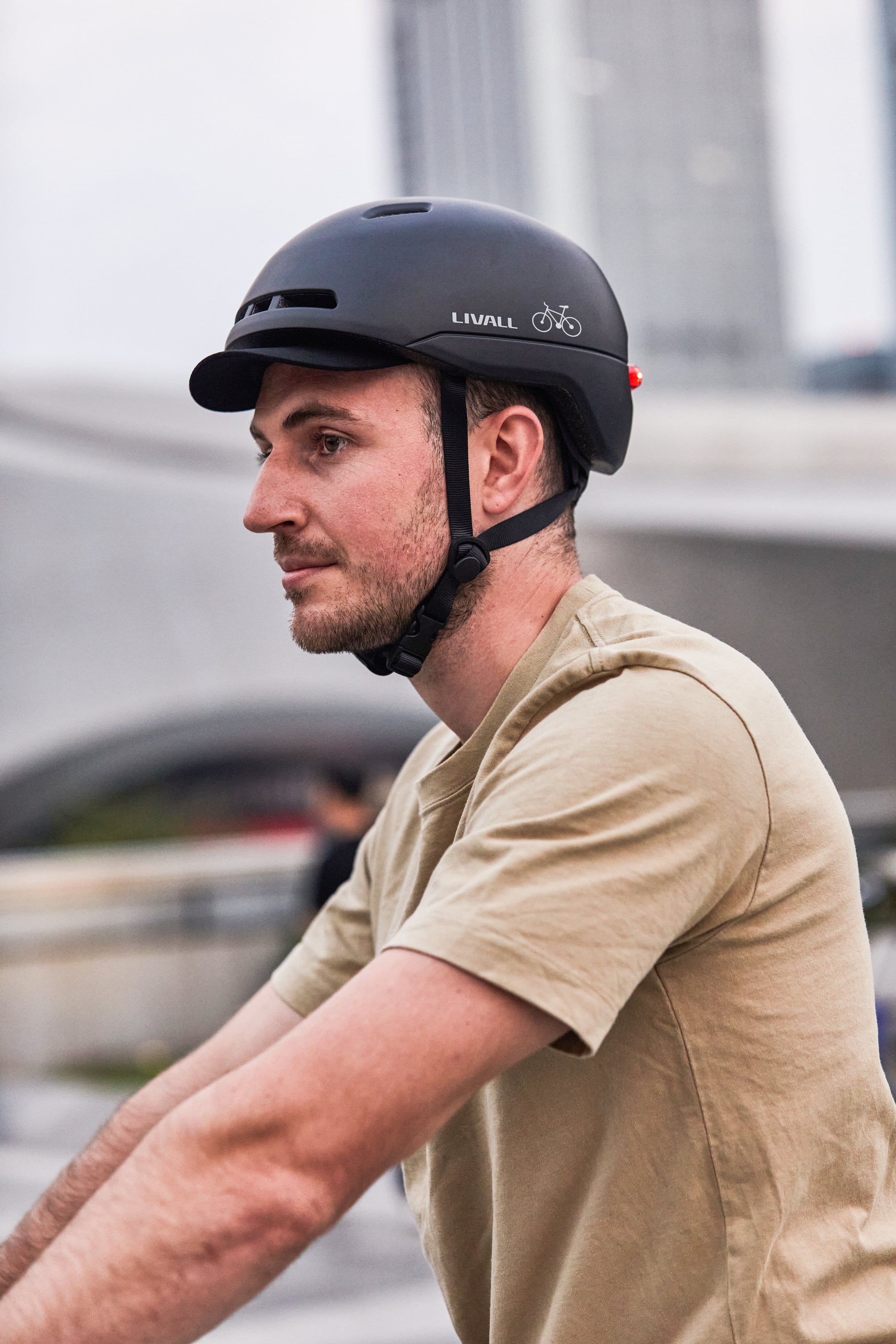 Alt View 1. LIVALL - C21 eBike/eScooter Helmet certified up to 28 MPH with Smart Lighting & Fall Detection with SOS Alert - Black.
