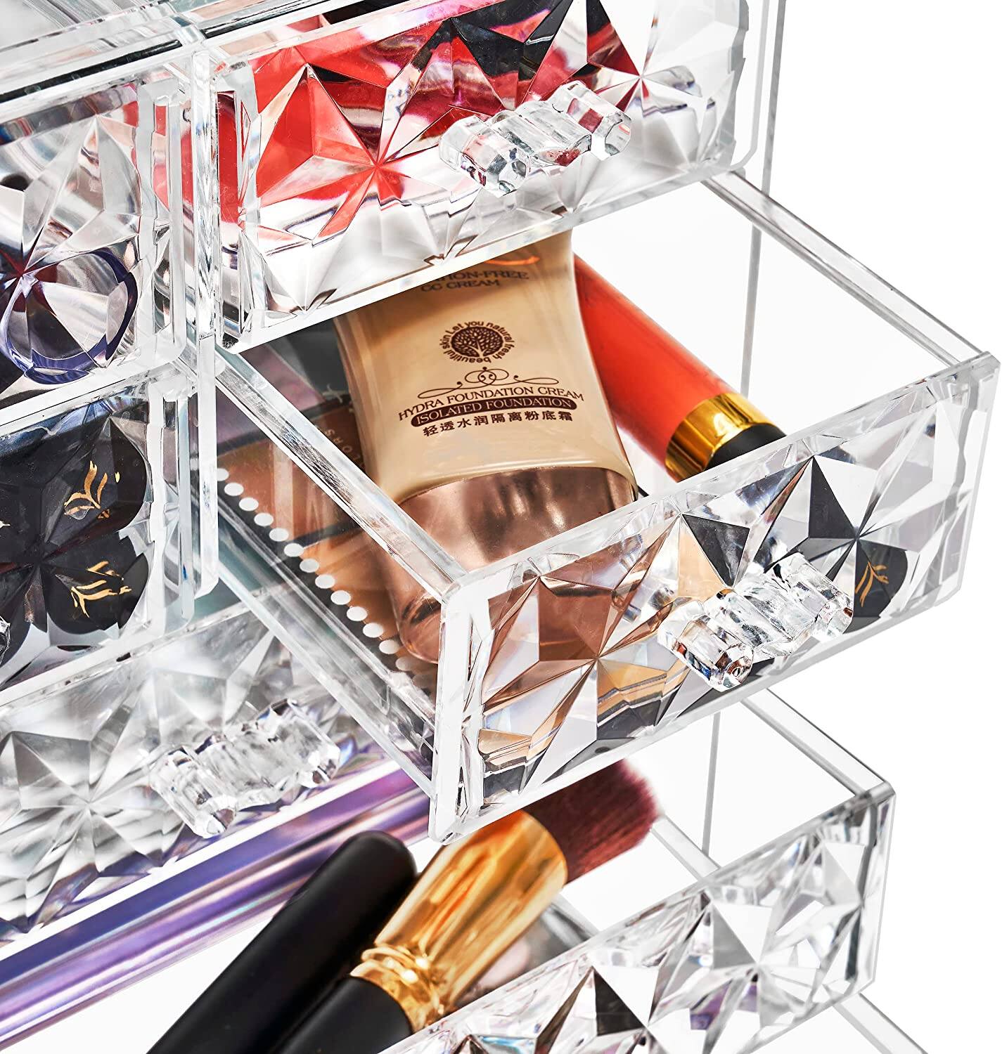 Sure, here is the corrected and grouped text from the image:

- HYDRA FOUNDER
- ISOLATED FOUNDATION CREAM
- 高粉底霜
- 经过水润隔离