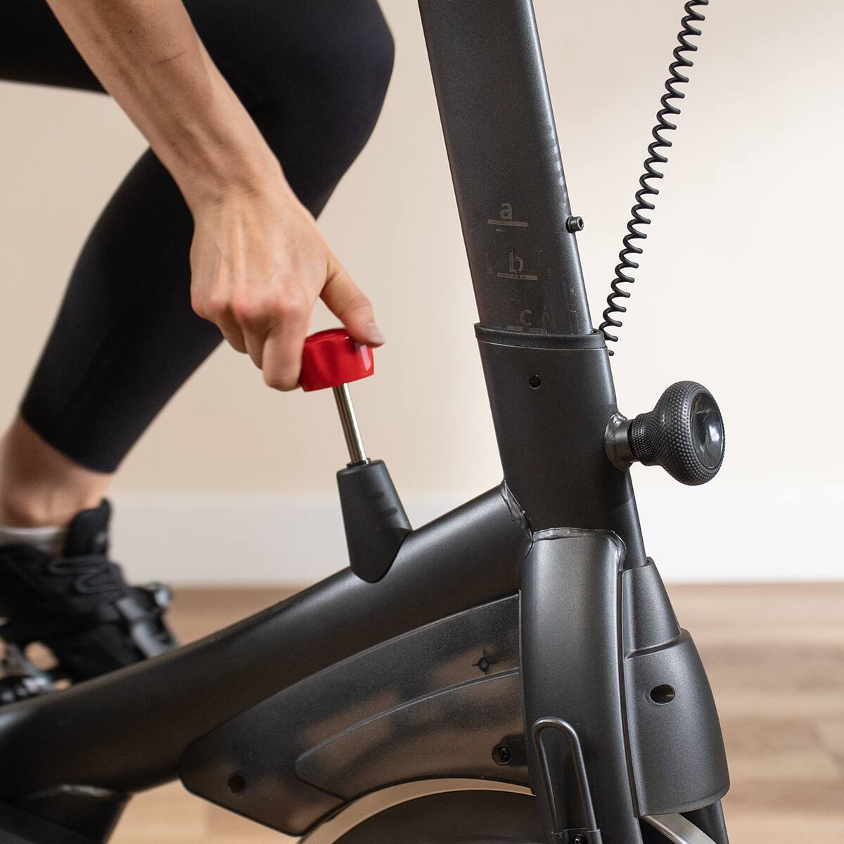 Left. Sunny Health & Fitness - ACTIVE 200 Smart Magnetic Cycling Exercise Bike - Bluetooth.