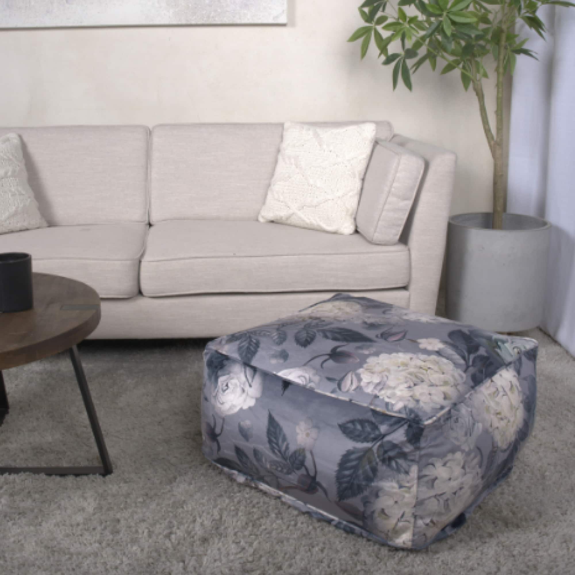 GOODSILO - Large Square Pouf with Floral Design, Versatile Ottoman or Floor Cushion in Soft Velvet Fabric - Gray+Flower
