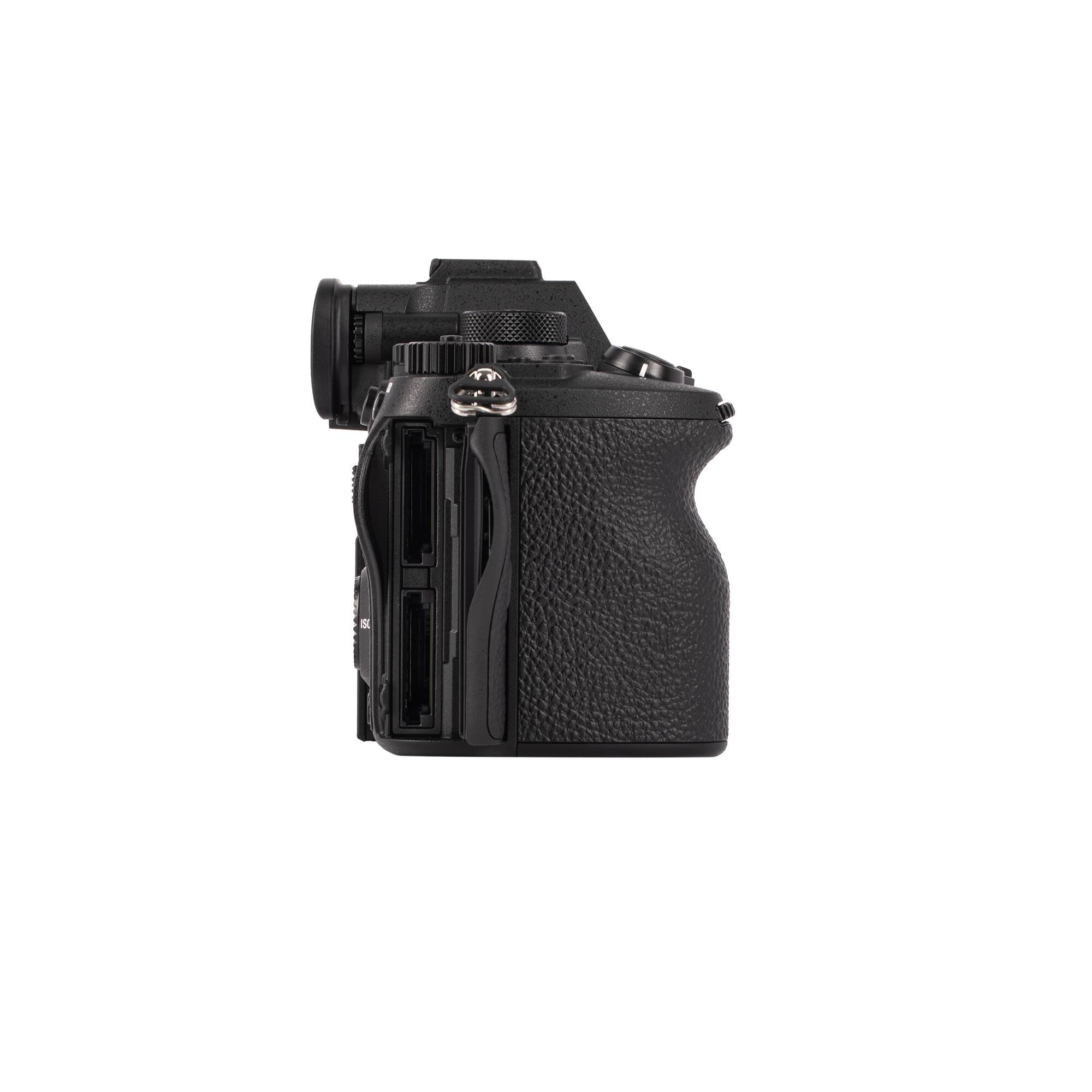 Alt View 4. Sony - Sony Alpha a7R VI Mirrorless Camera (ILCE-7RM6/B) Premium Full Frame Camera  + More.