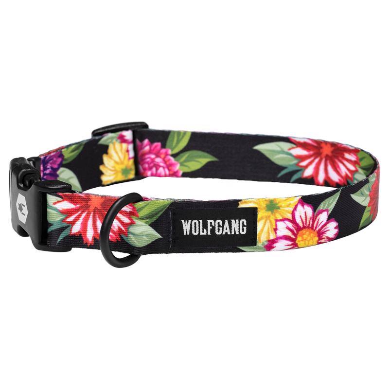 Angle. WOLFGANG PET - Wolfgang Multicolored DarkFloral Polyester Dog Adjustable Collar Medium - Multicolored.