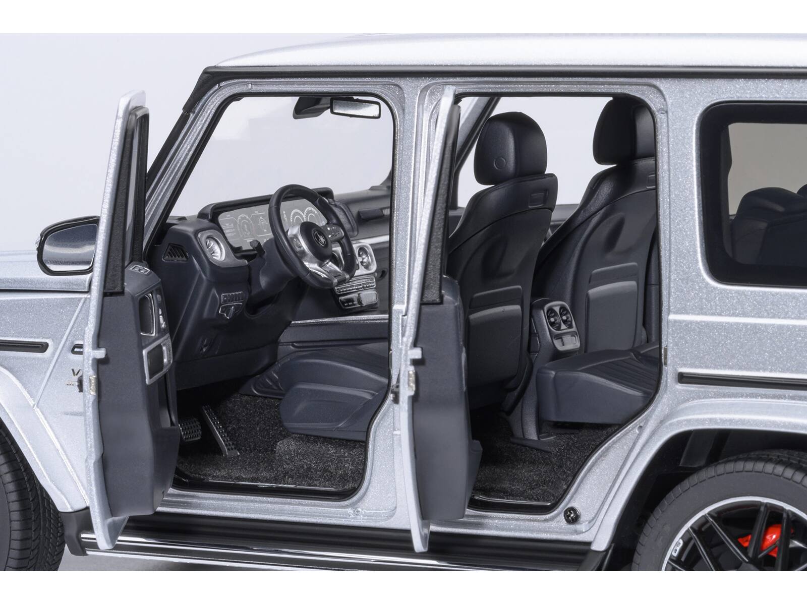 Back. Autoart - 2019 Mercedes-Benz AMG G63 Iridium Silver Metallic 1/18 Model Car by Autoart - Silver Metallic.