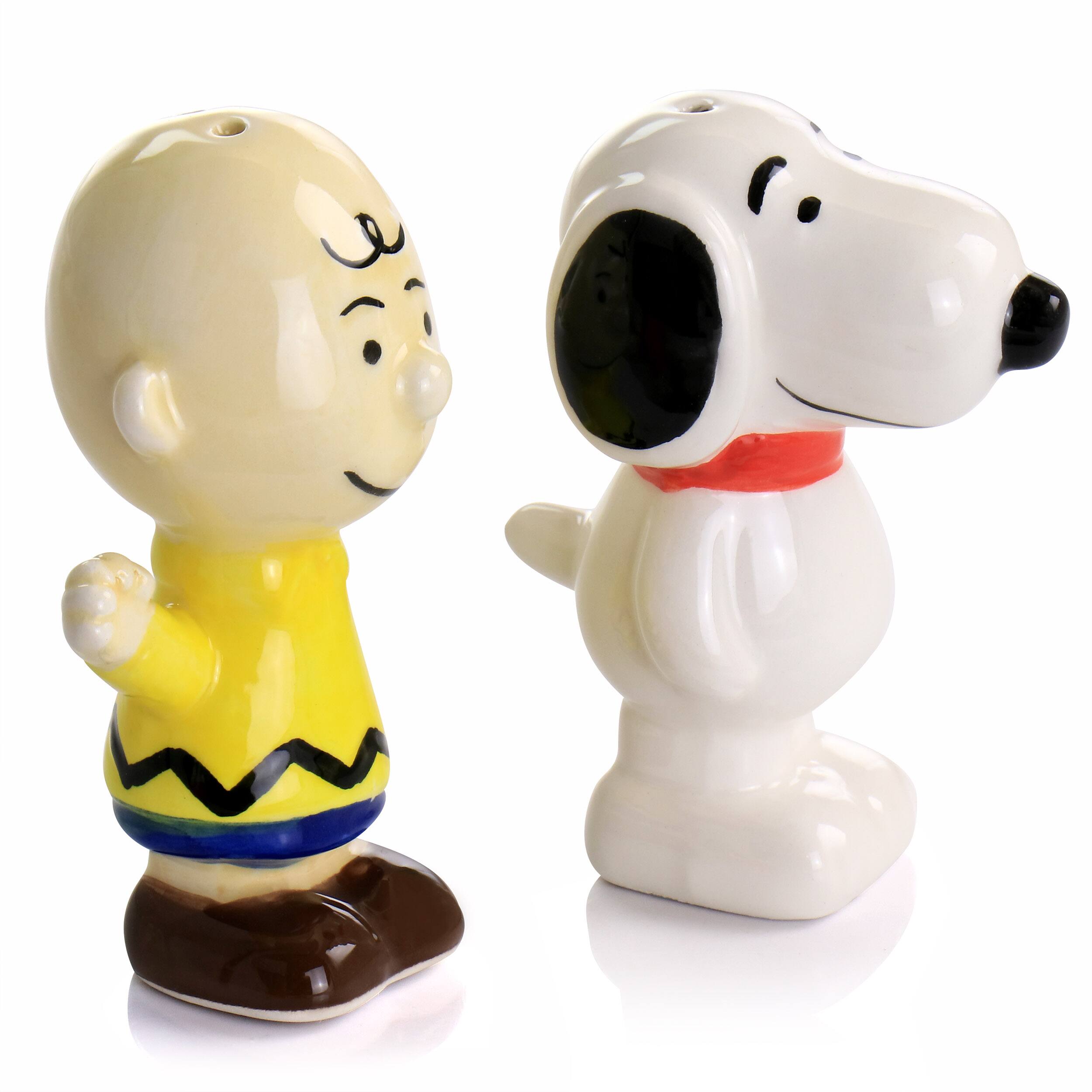 Alt View 1. Peanuts - Peanuts Classical Pals Charlie Brown and Snoopy Figurine Salt and Pepper Shaker Set - Multi.