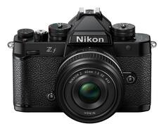 Nikon Z f
NIKKOR Z 40mm 1:2 SE
52