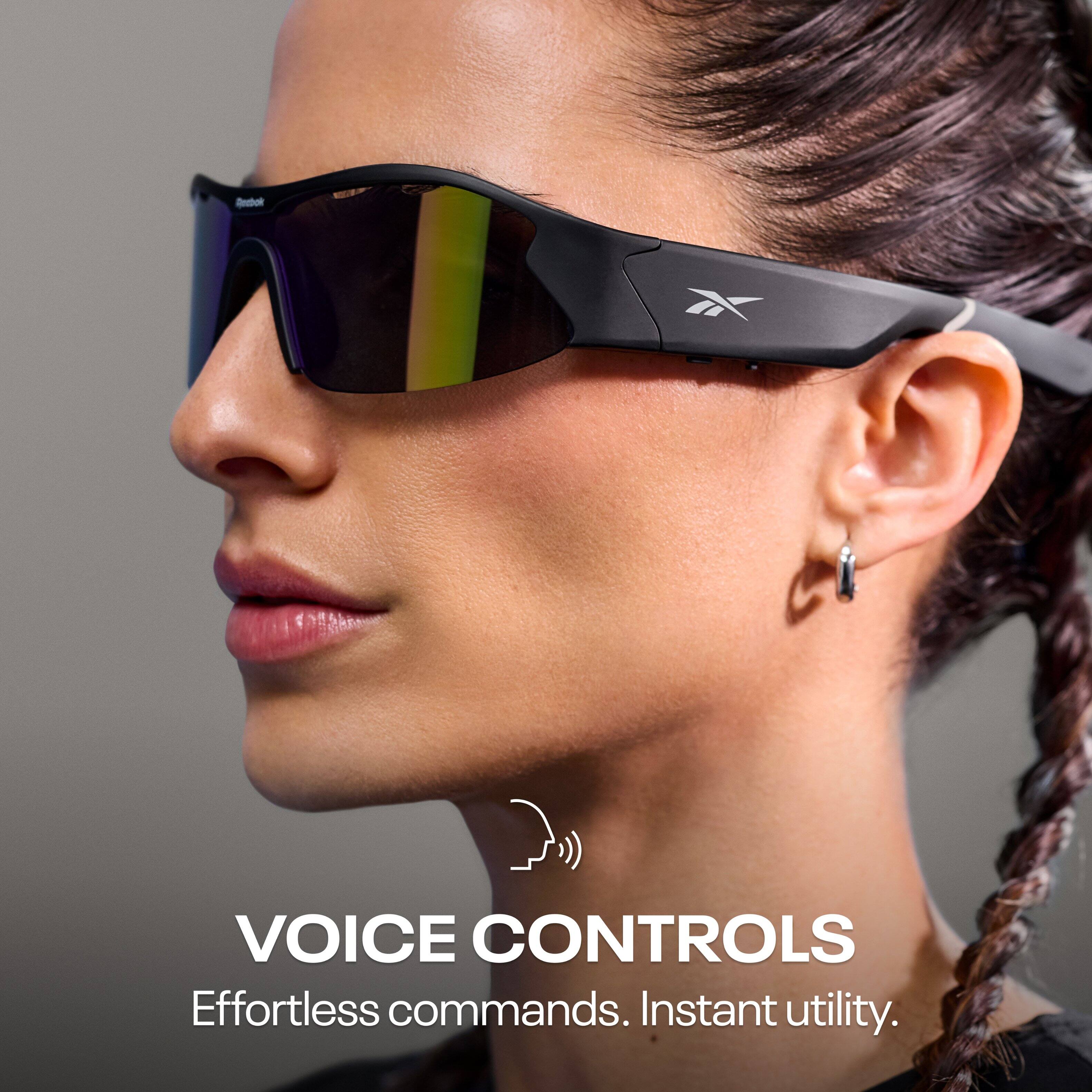 VOICE CONTROLS  
Effortless commands. Instant utility.