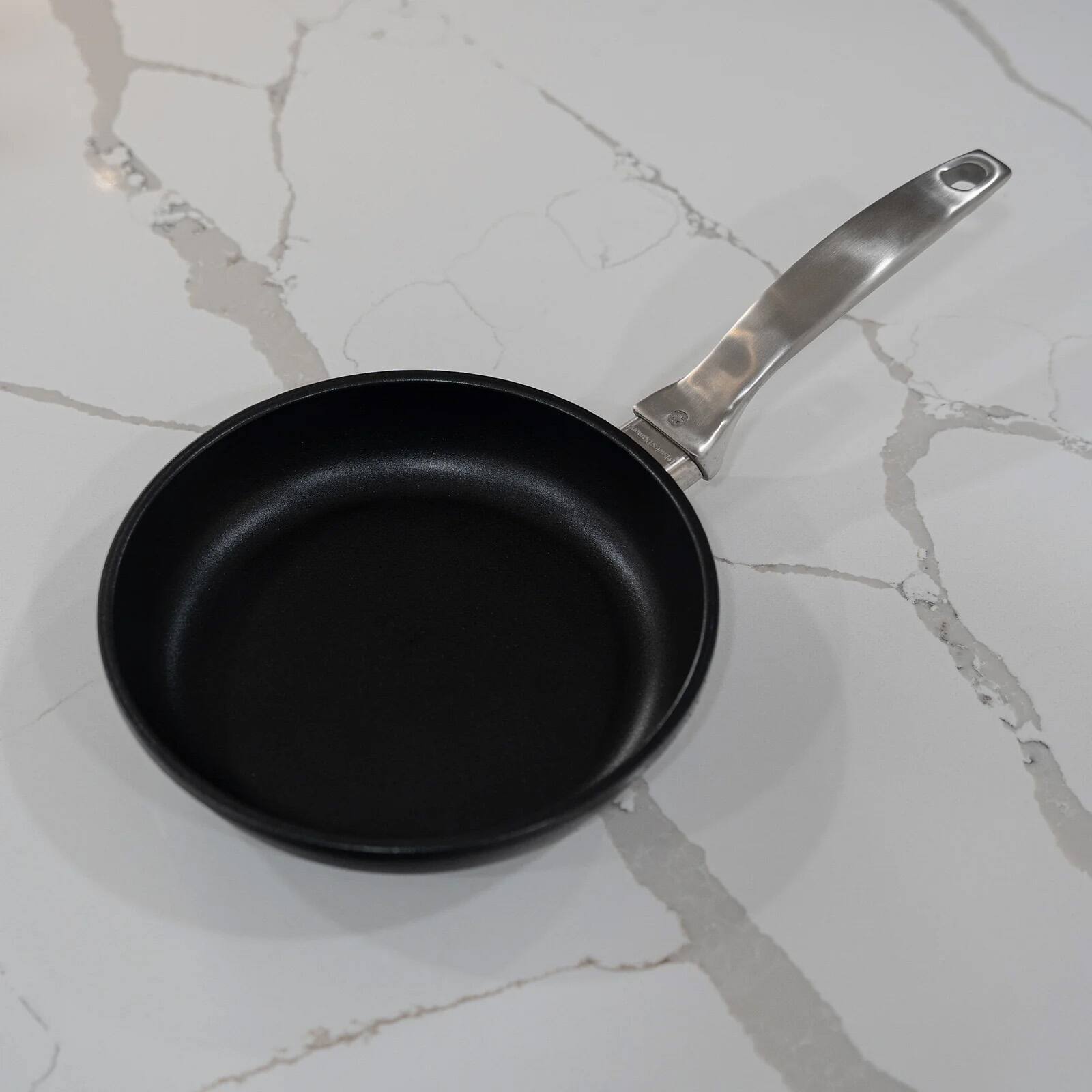 Alt View 6. Swiss Diamond - CHD Nonstick Fry Pan, 8-Inch - Black.