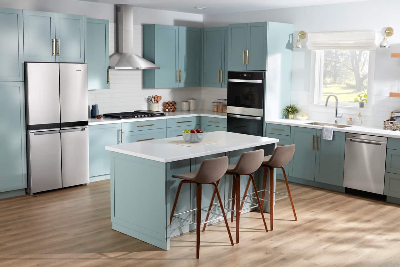 Alt View 25. Whirlpool - 36" Built-In Gas Cooktop with 3 Burners and 2-in-1 Hinged Grate to Griddle - Stainless Steel.