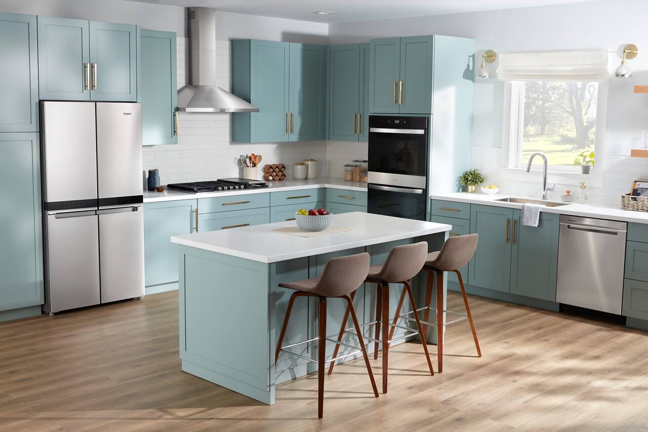 Alt View 25. Whirlpool - 36" Built-In Gas Cooktop with 3 Burners and 2-in-1 Hinged Grate to Griddle - Stainless Steel.