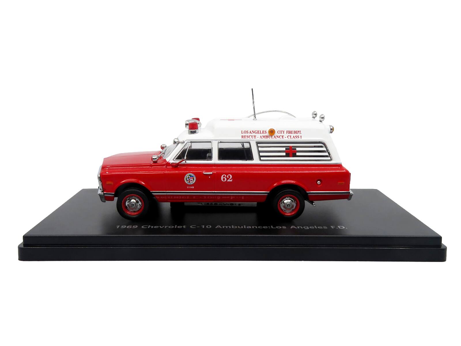 LOS ANGELES CITY FIRE DEPT. RESCUE AMBULANCE CLASS 1  
1969 Chevrolet C-10 Ambulance Los Angeles F.D.