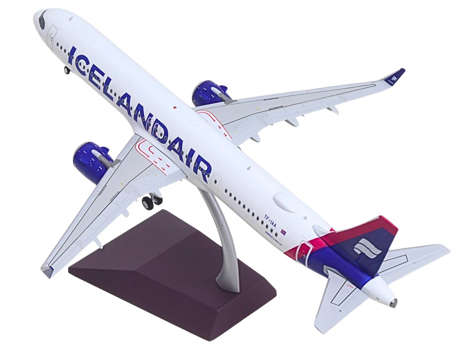 ICELANDAIR TF-IAA 7 L LNBL L 2