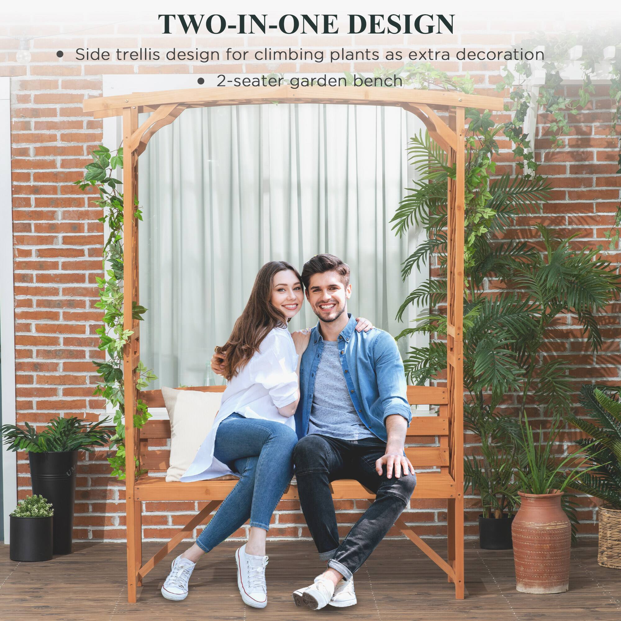 TWO-IN-ONE DESIGN
Side trellis design for climbing plants as extra decoration
2-seater garden bench