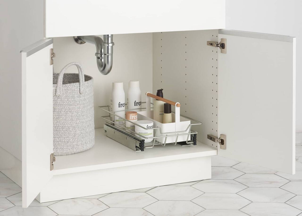 The text on the image is "free."