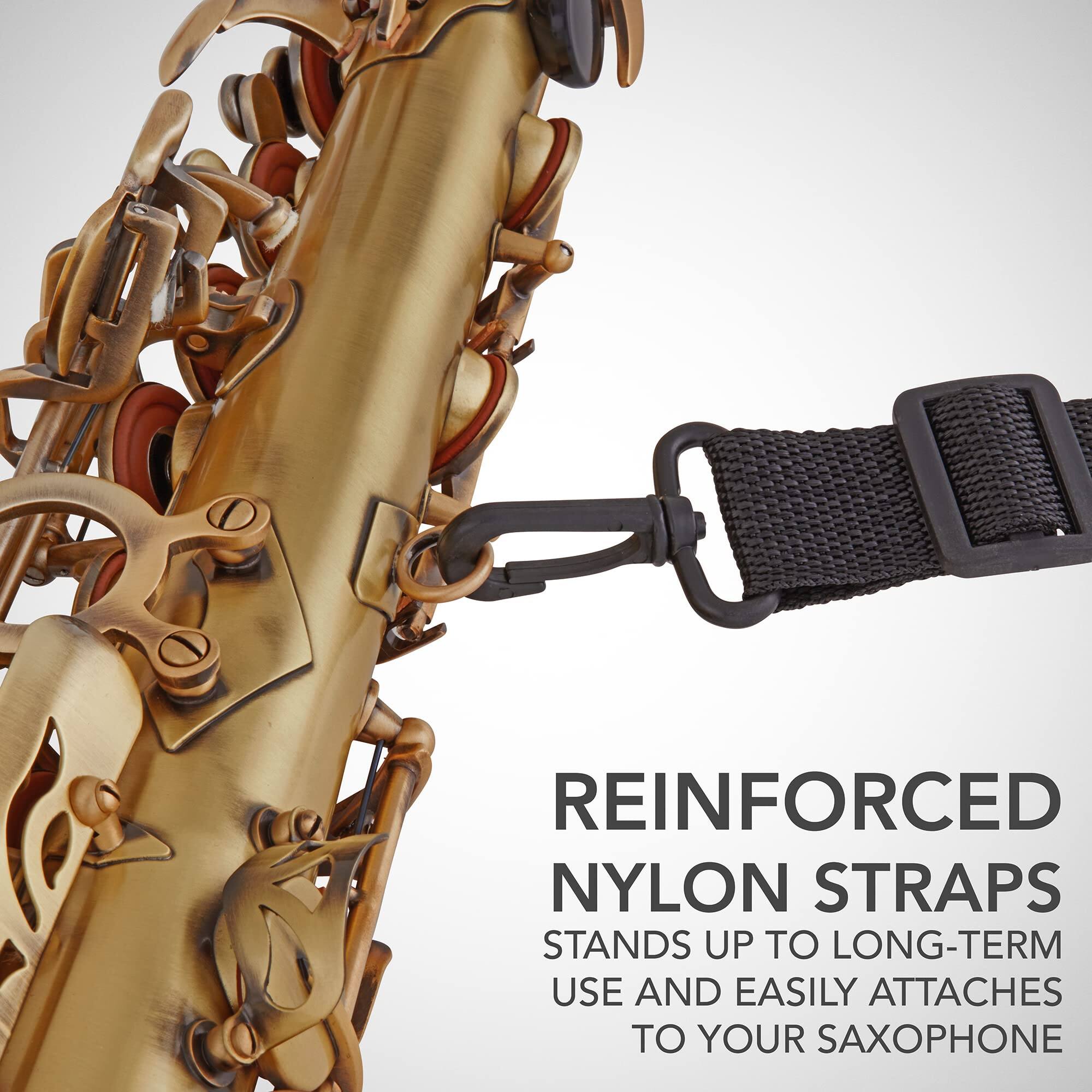 REINFORCED NYLON STRAPS
STANDS UP TO LONG-TERM USE AND EASILY ATTACHES TO YOUR SAXOPHONE