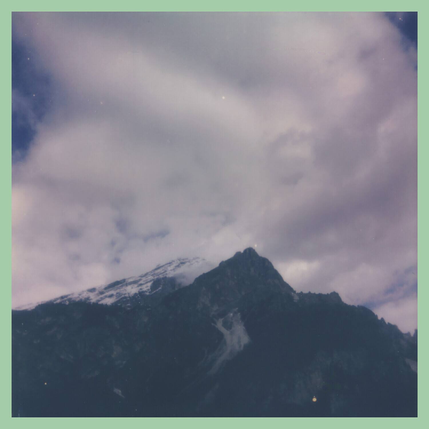 Front. Cindy Castillo - C#2   - COMPACT DISCS.