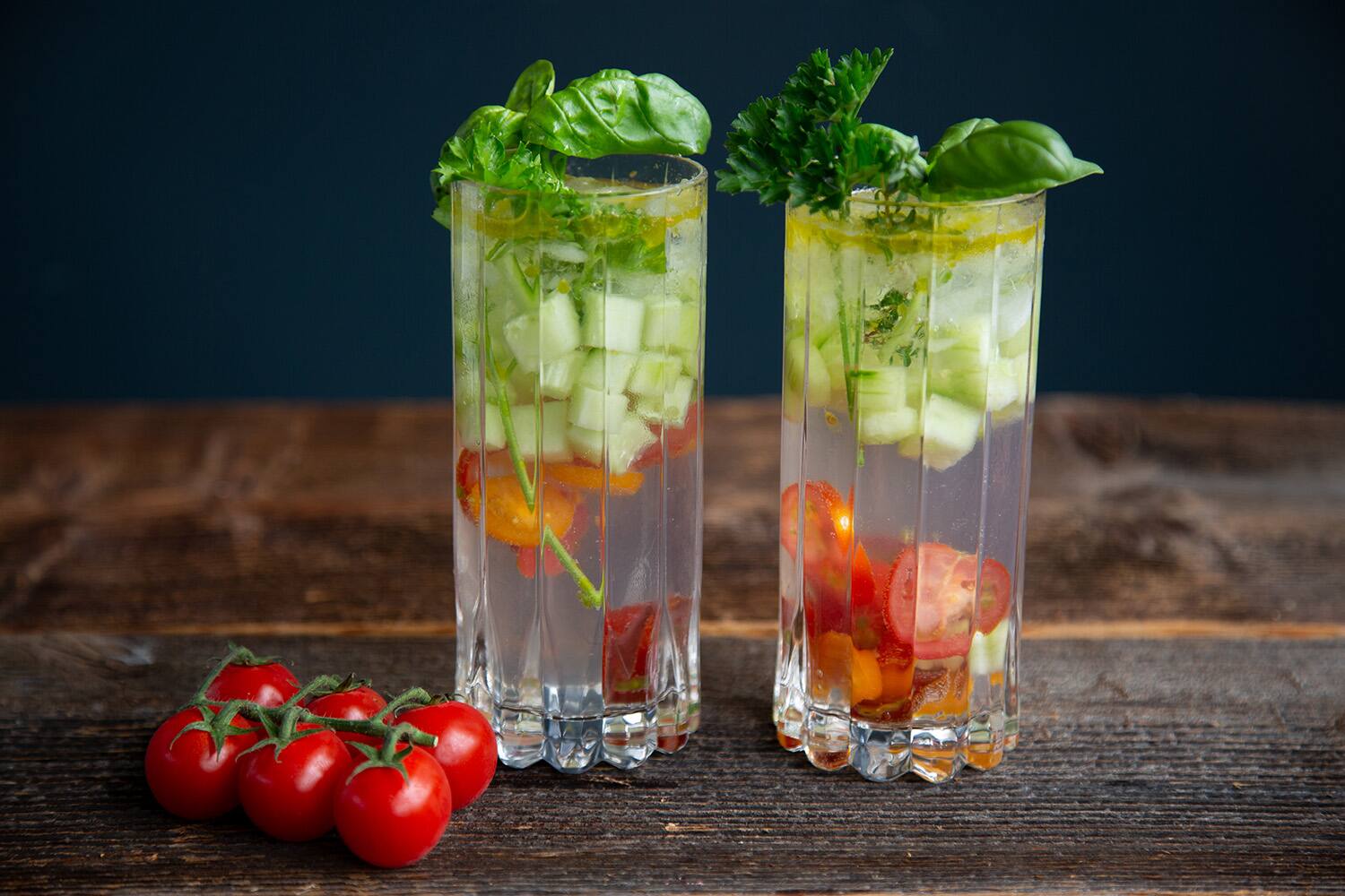 Alt View 1. Riedel - Bar Drink Highball Glass, Set of 2 - Clear.