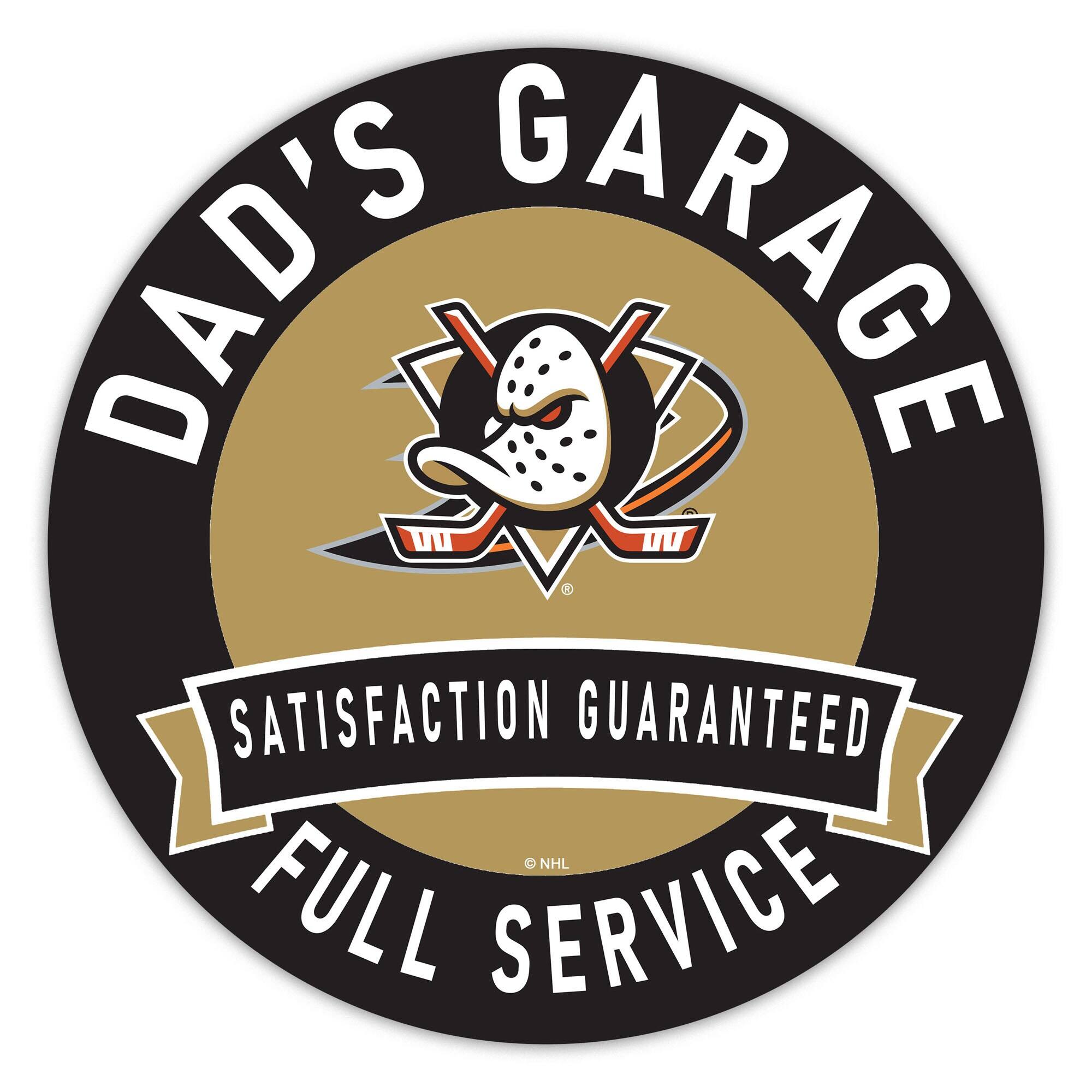 DAD'S GARAGE  
SATISFACTION GUARANTEED  
FULL SERVICE  
© NHL