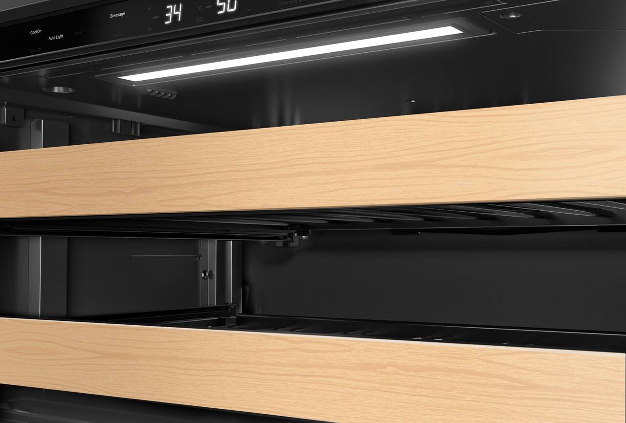 Cool On  
Auto Light  
Lock  
Cool Off  

Beverage  
Party  

34°C  
F/C  

Champagne