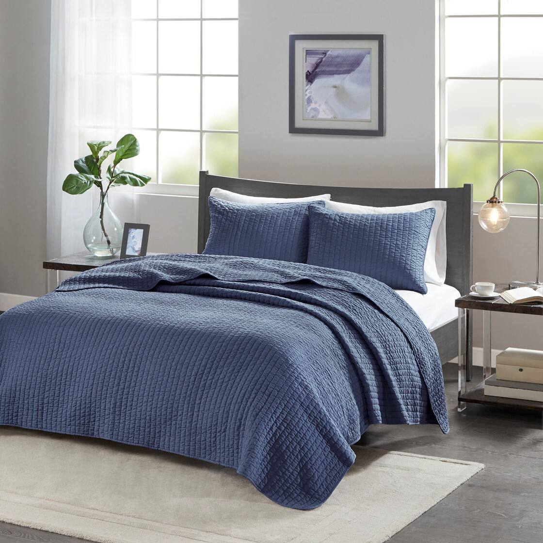 Alt View 1. Gracie Mills - Gracie Mills Becker Cozy Reversible Pick Stitch Quilt Set with Matching Shams - Navy.