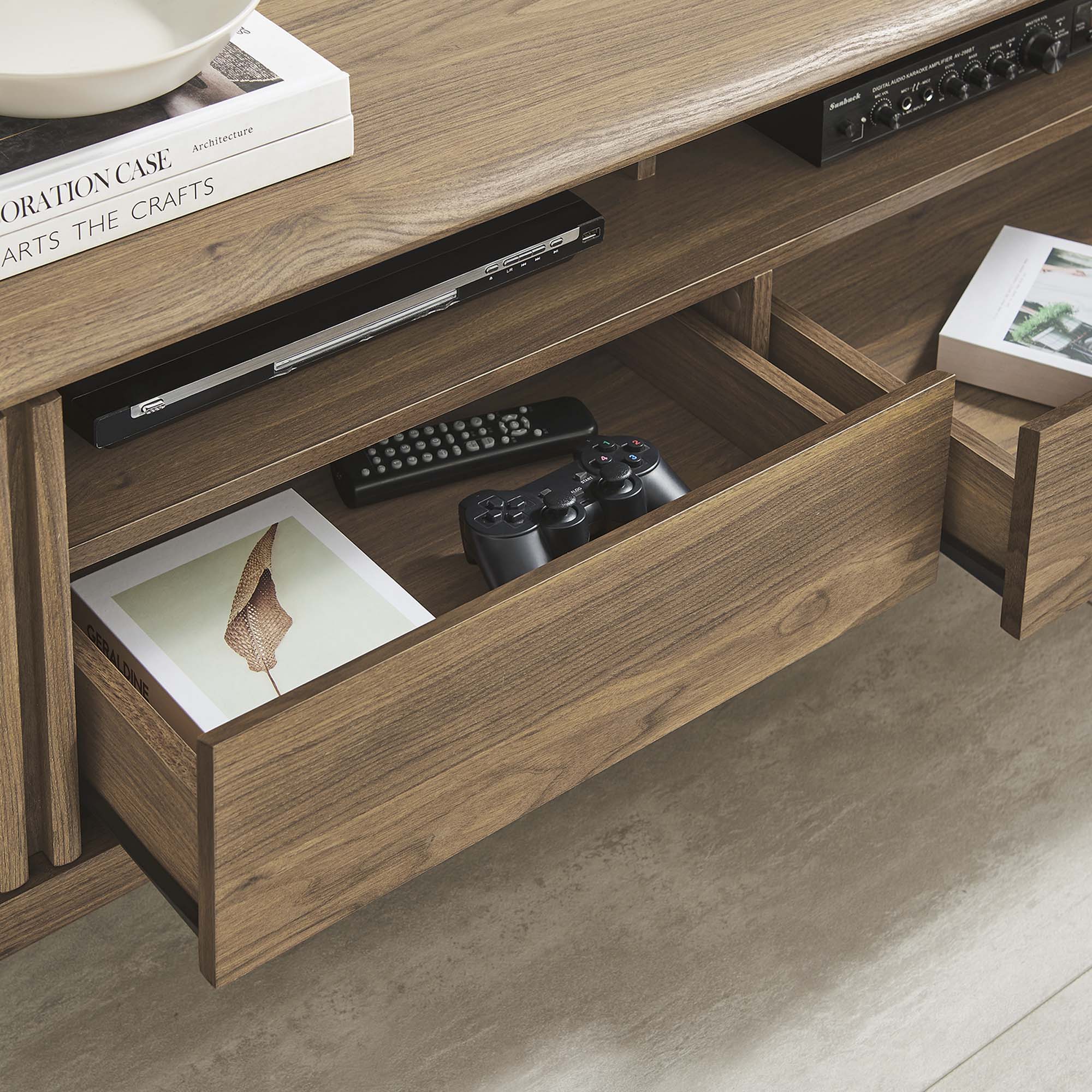 Architecture  
ORATION CASE  
THE CRAFTS