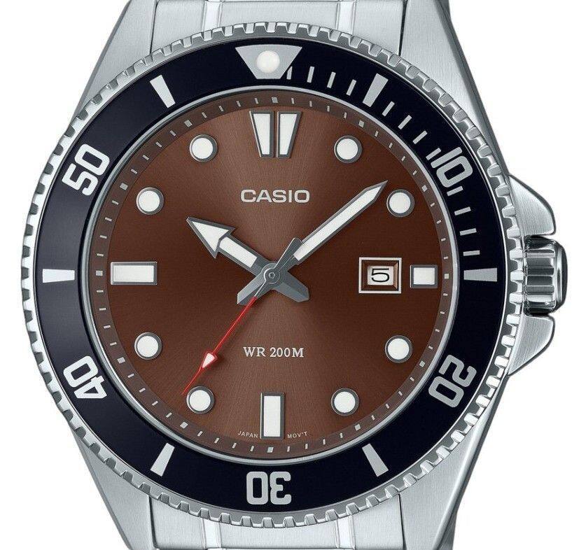 CASIO  
WR 200M  
JAPAN MOV'T