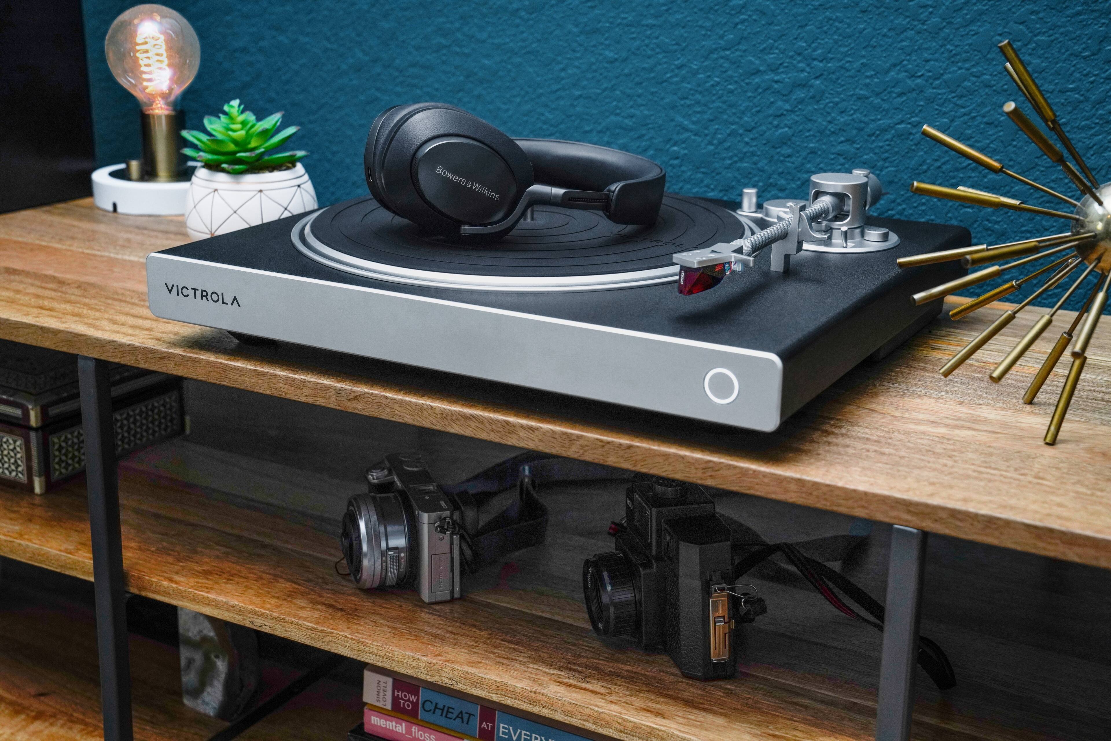 Alt View 26. Victrola - Carbon Hi-Res Turntable - Black/Silver.
