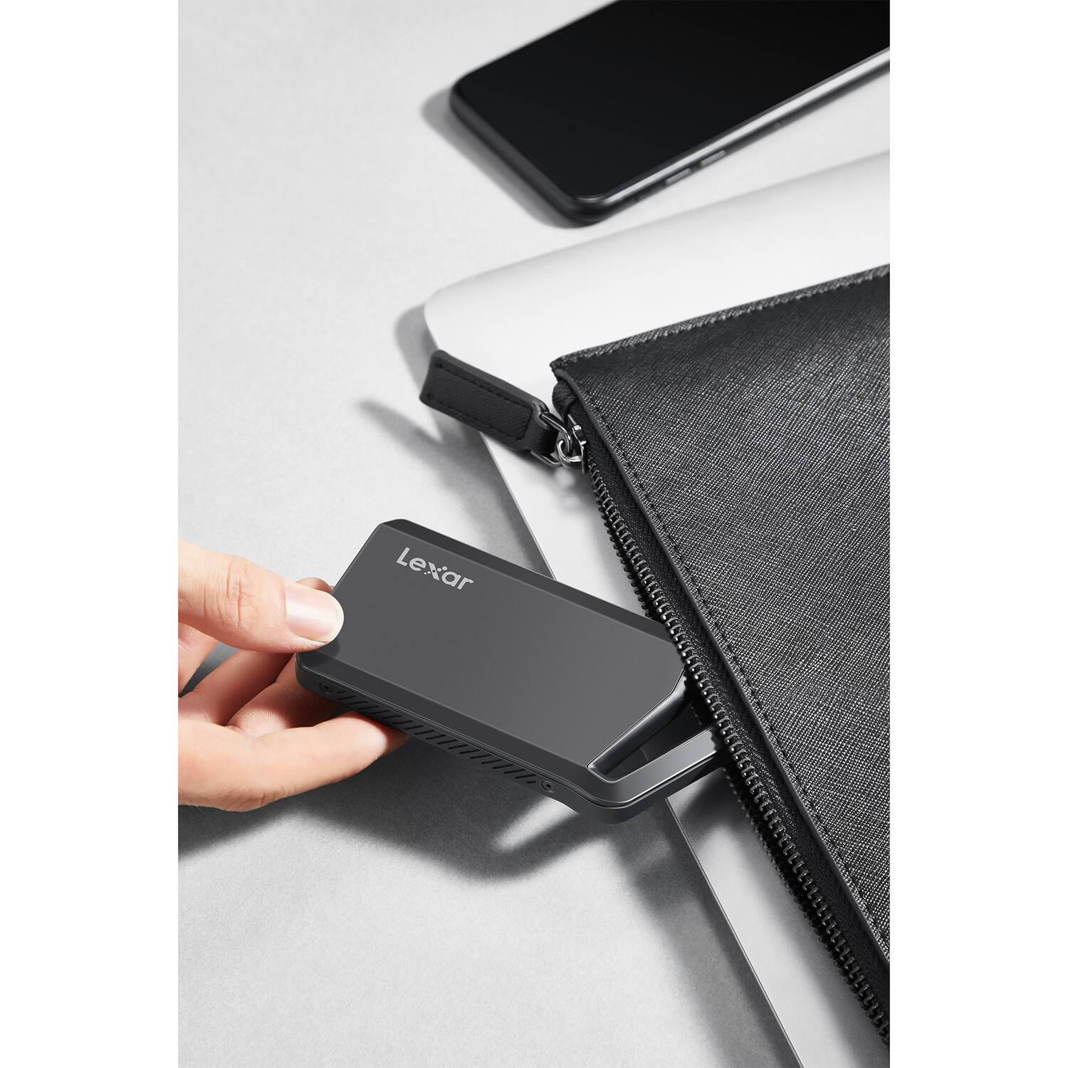 Left. Lexar - Professional SL600 USB 3.2 Portable SSD 2TB - Black.