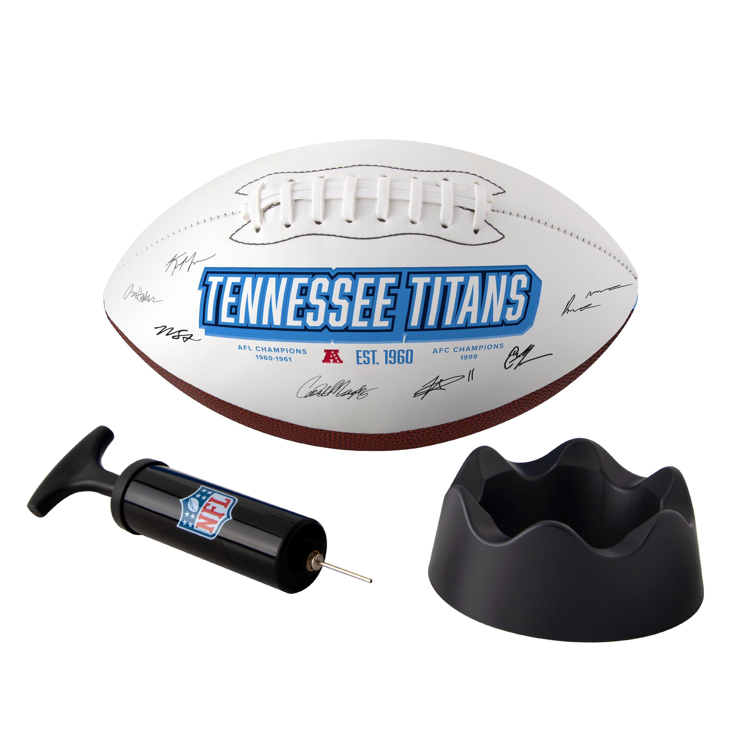 TENNESSEE TITANS  
AFL CHAMPIONS 1960-1961  
AFC CHAMPIONS 1999  
EST. 1960  
NFL
