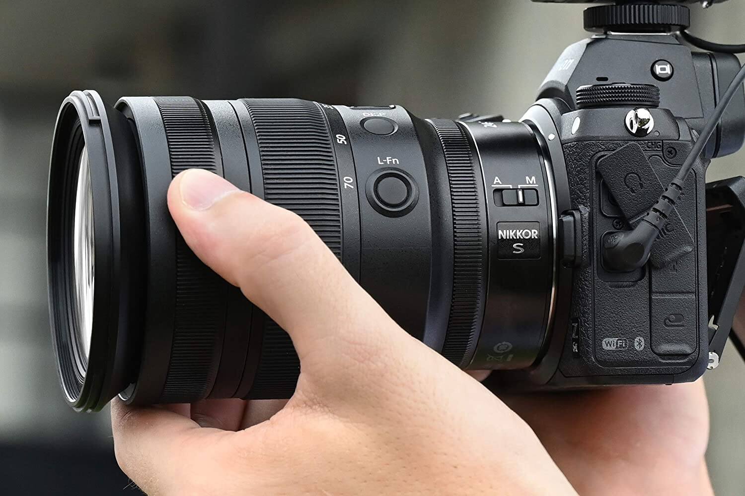 A 1 DIP 50 70 L-Fn A M CHG 3 C NIKKOR S 0E Wi Fi J 4 2