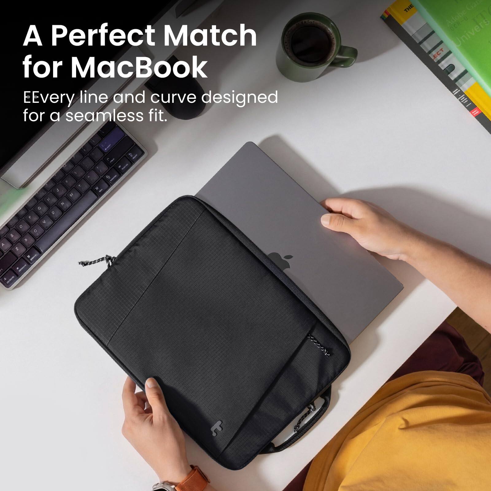A Perfect Match for MacBook  
Every line and curve designed for a seamless fit.