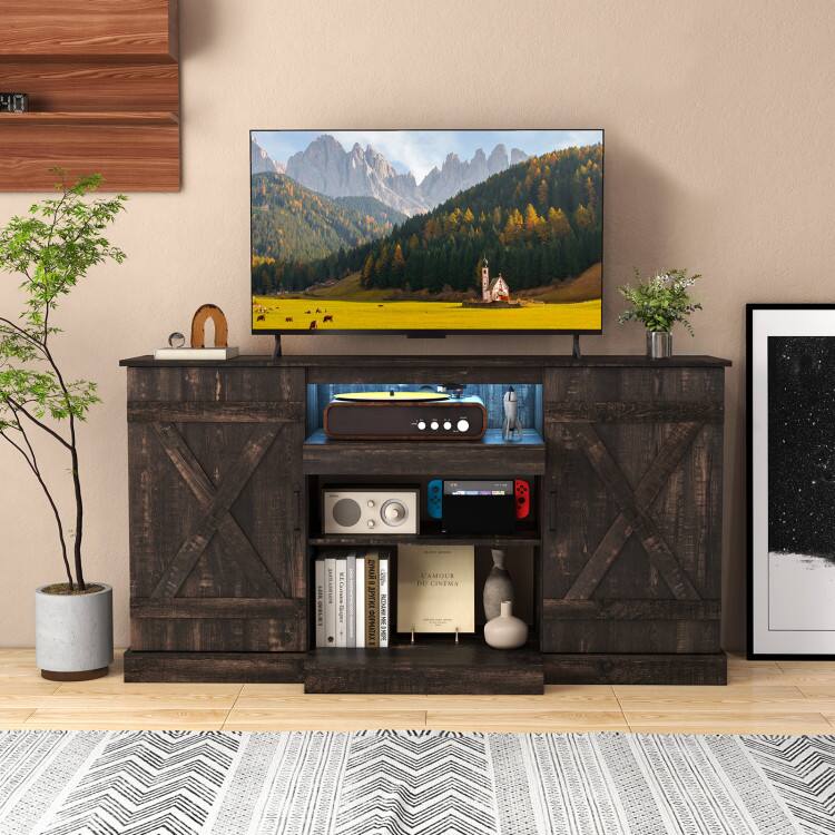 40 S SE I | INAR - I H i NNTABE 4 AMOUS NE CSEMA

The text appears to be a mix of letters and numbers, possibly a code or a scrambled message. Here is a corrected and grouped version:

40 S SE I  
INAR - I H i NNTABE  
4 AMOUS NE CSEMA