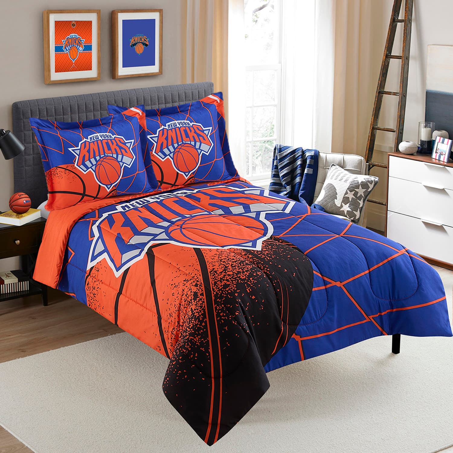 Sweet Home Collection - NBA New York Knicks Comforter & Pillow Sham Set- Full/Queen - Multicolored