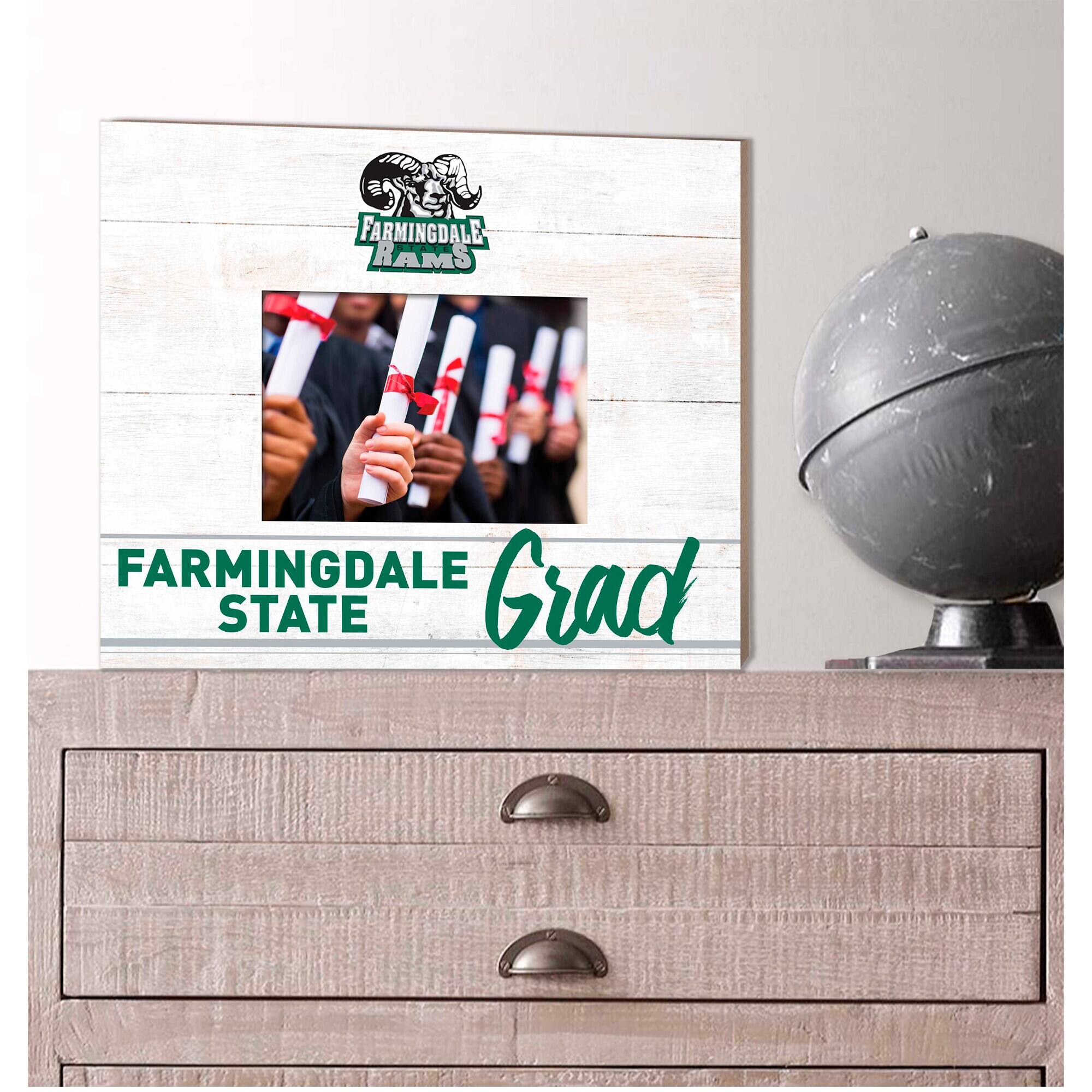 FARMINGDALE RAMS  
FARMINGDALE STATE  
Grad