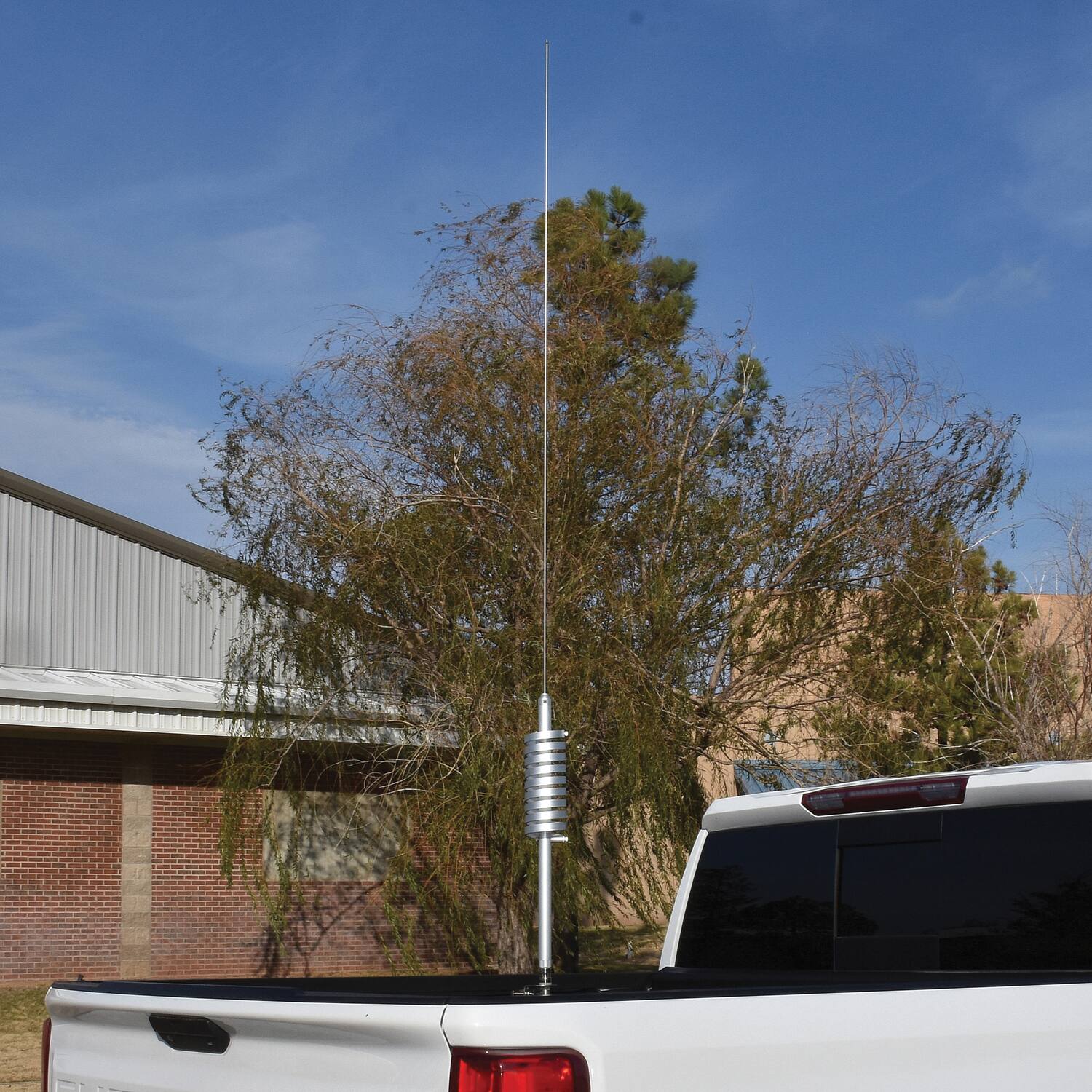 Angle. Tram - Tram Tbfc-9 37,000-watt Big Flatcat Trucker Aluminum Cb Antenna With 51-1/4-inch Stainless Steel Whip And 9-inch Shaft - Silver.