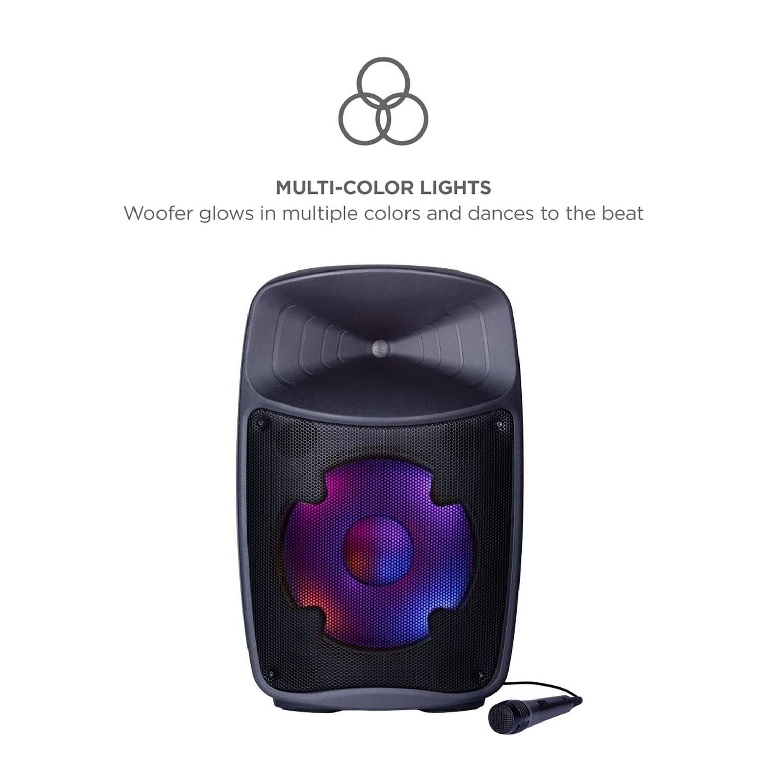 MULTI-COLOR LIGHTS  
Woofer glows in multiple colors and dances to the beat