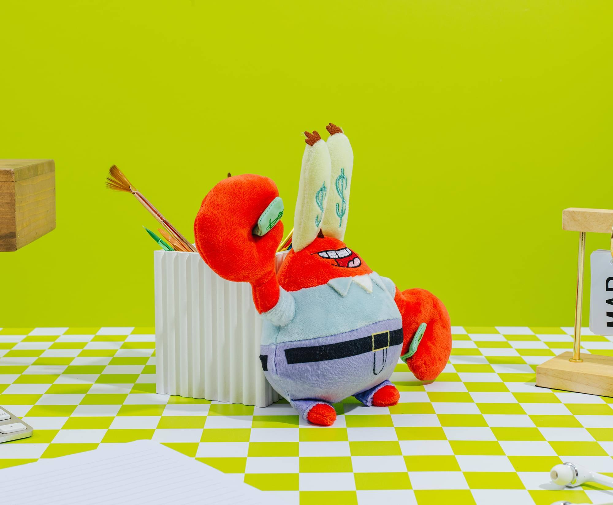 Alt View 5. Nickelodeon - Nickelodeon SpongeBob SquarePants Mr. Krabs Holding Money 10-Inch Plush - Multi-Colored.