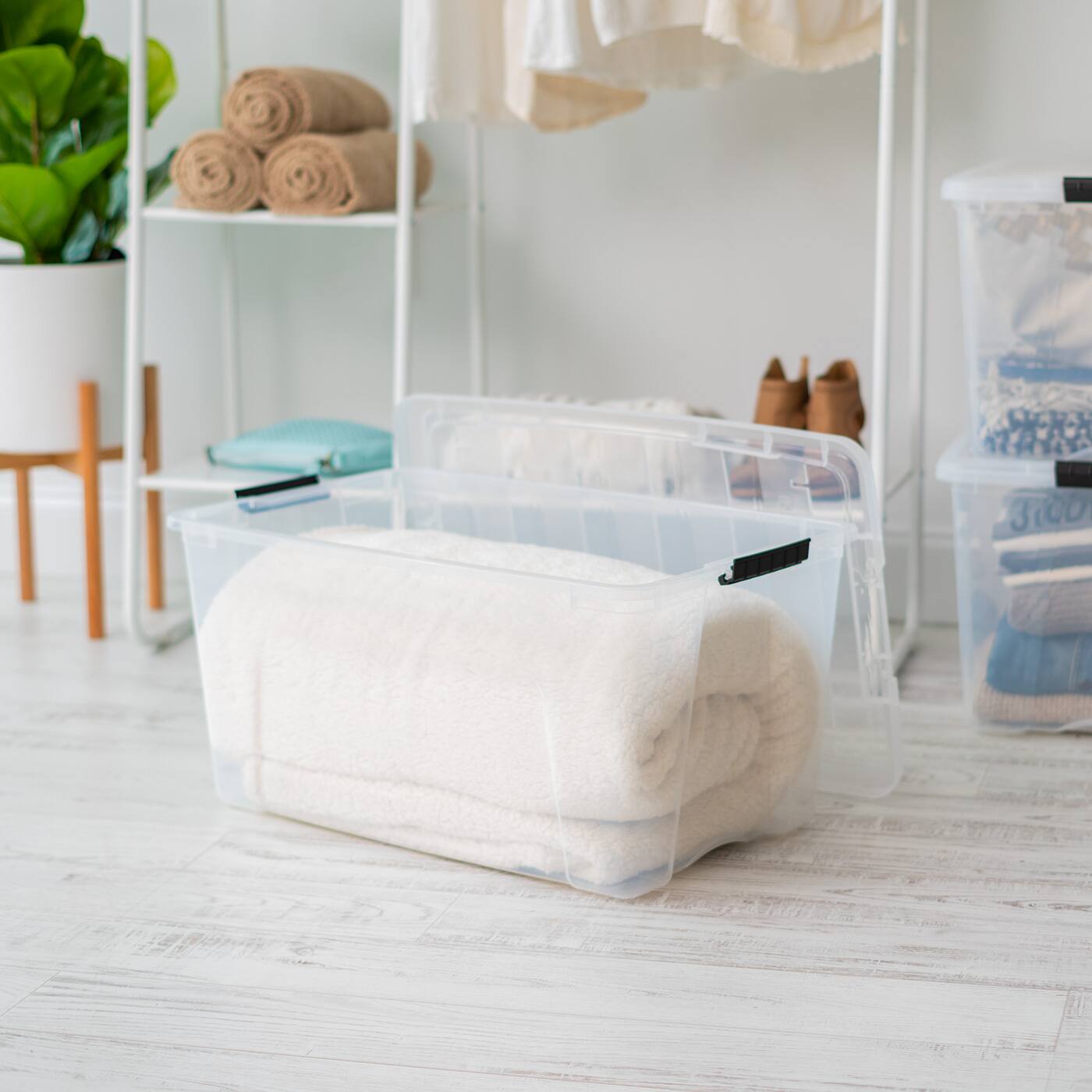 Alt View 6. IRIS USA - IRIS 72qt Plastic Storage Bins with Lids and Secure Latching Buckles.