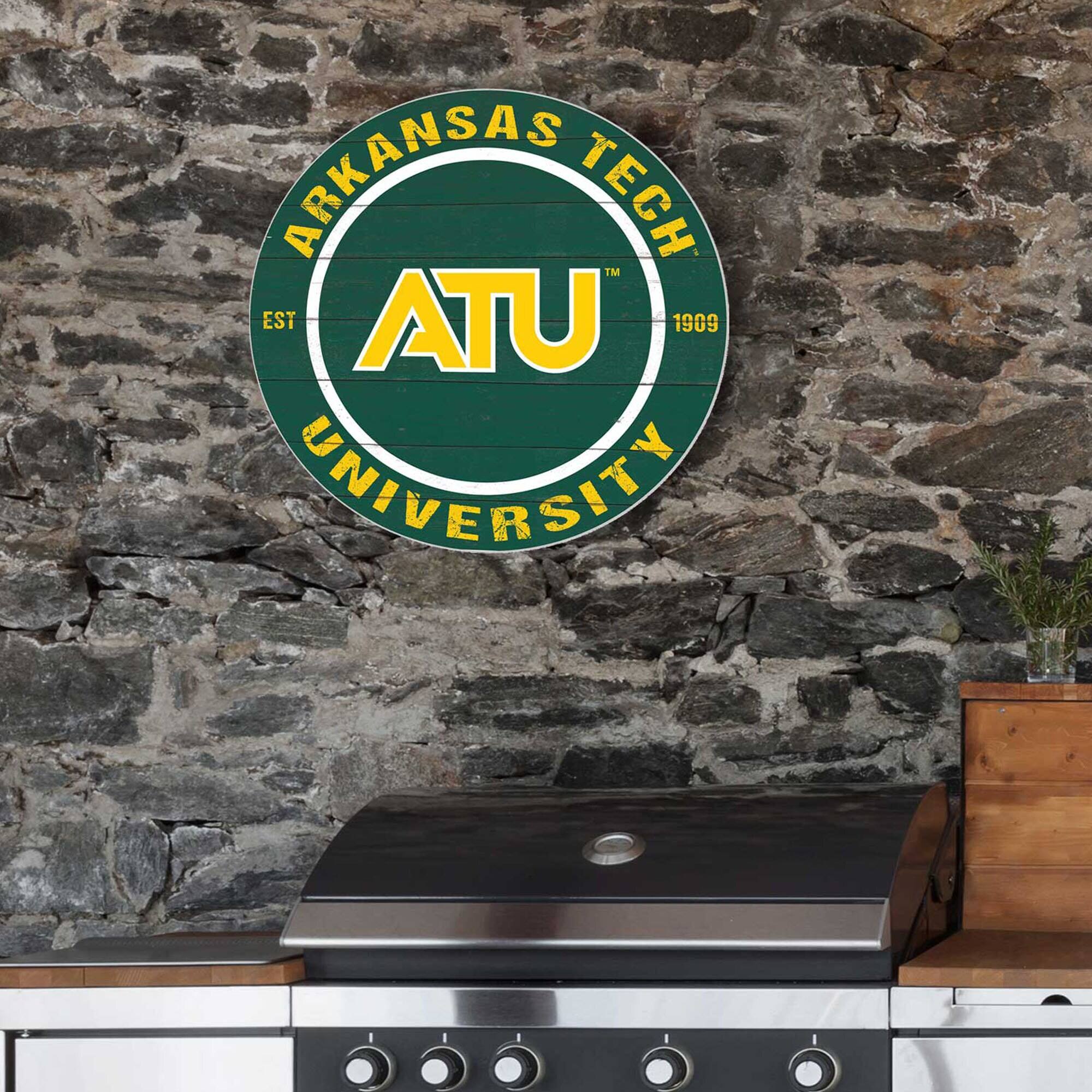 ARKANSAS TECH UNIVERSITY  
ATU  
EST 1909