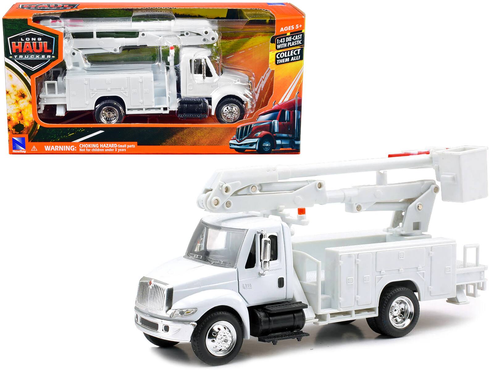LONG HAUL TRUCKER  
AGES 5+  
1:43 DIE-CAST WITH PLASTIC  
COLLECT THEM ALL!  

WARNING: CHOKING HAZARD - Small parts  
Not for children under 3 years  

Newbury