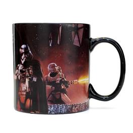Star Wars - Star Wars: The Force Awakens Wrap Around Scene 20 Oz Ceramic Mug - Black/Red