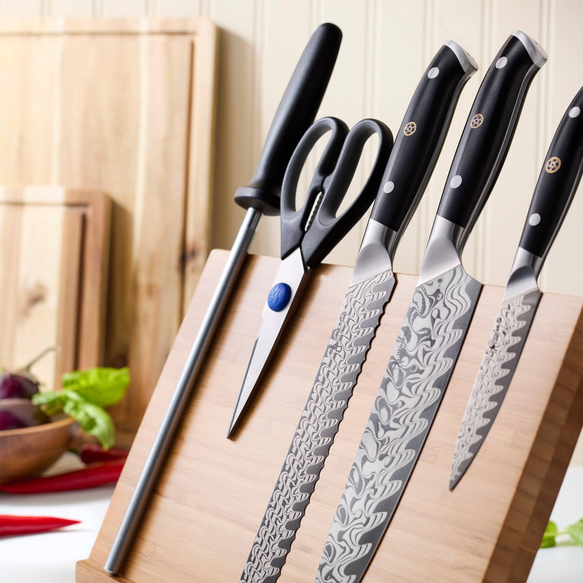 Alt View 3. Henckels - Henckels Compass Damascus 6-pc Magnetic Easel Knife Set - Bamboo.