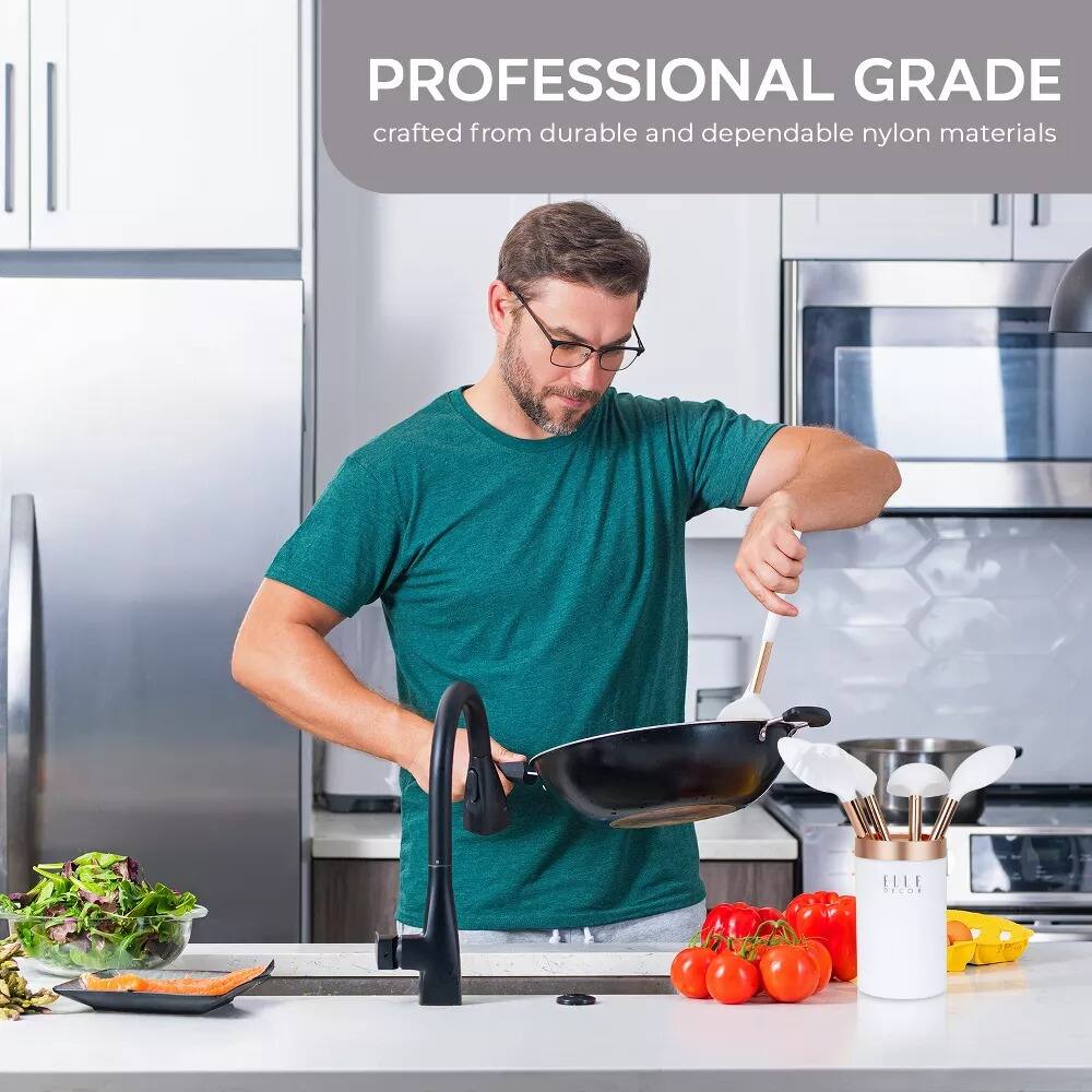 PROFESSIONAL GRADE  
crafted from durable and dependable nylon materials