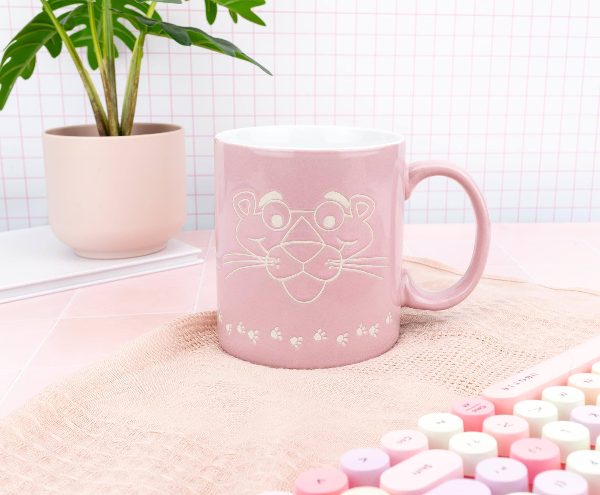 The text in the image is:

"1 7 Cin ie 3I L080 W W S 5 V 1 t . I N X"

Grouped and corrected, it appears to be:

"17 Cinie 3I L080 WWS 5V1t.INX"